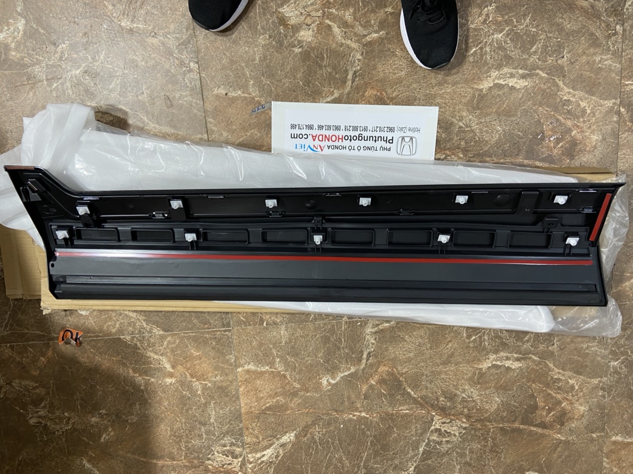 Ốp phồng trên cánh cửa xe Honda CRV 2018-2022